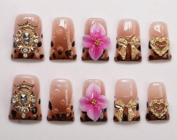 Meow Mix Mani