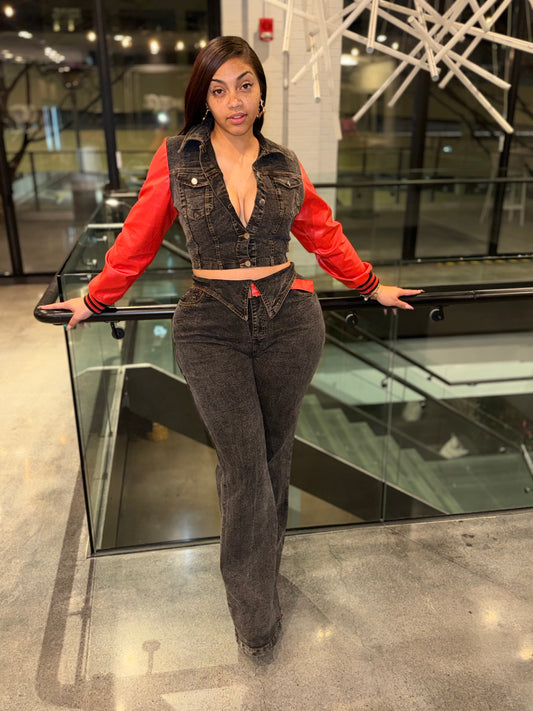 Loves Me Not 2 Piece Set